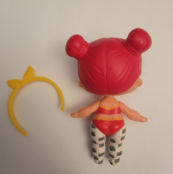 L.O.L. Surprise! Mini Sweets Jolly Rancher Candy Cherry Dazzle Doll - Picture 3 of 6